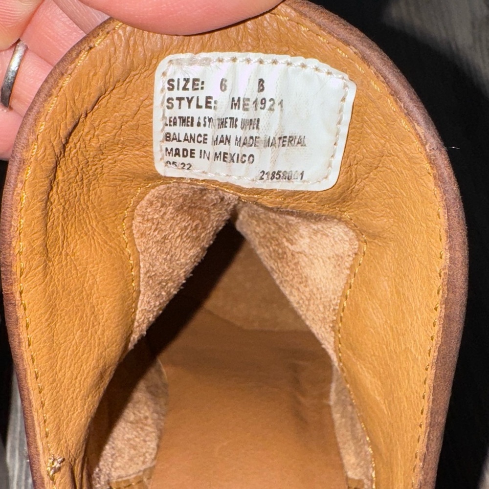 New Womens Nocona Micki Cowhide 7" Snip Toe Ankle Boots Bootie Shoes Size 6 - Picture 6 of 8